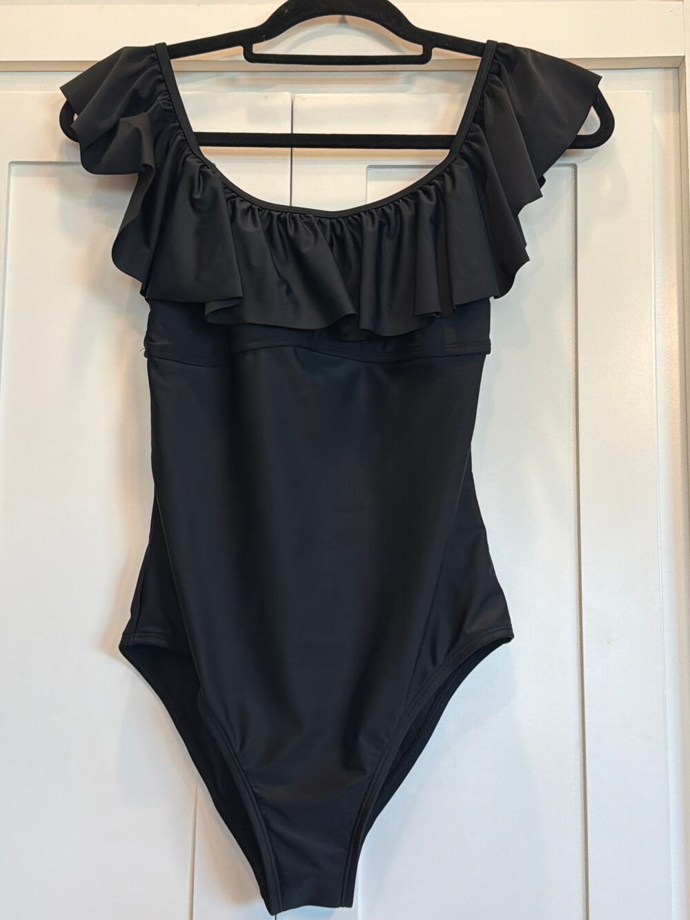 Island Soul Black ruffle shoulder one piece MED
